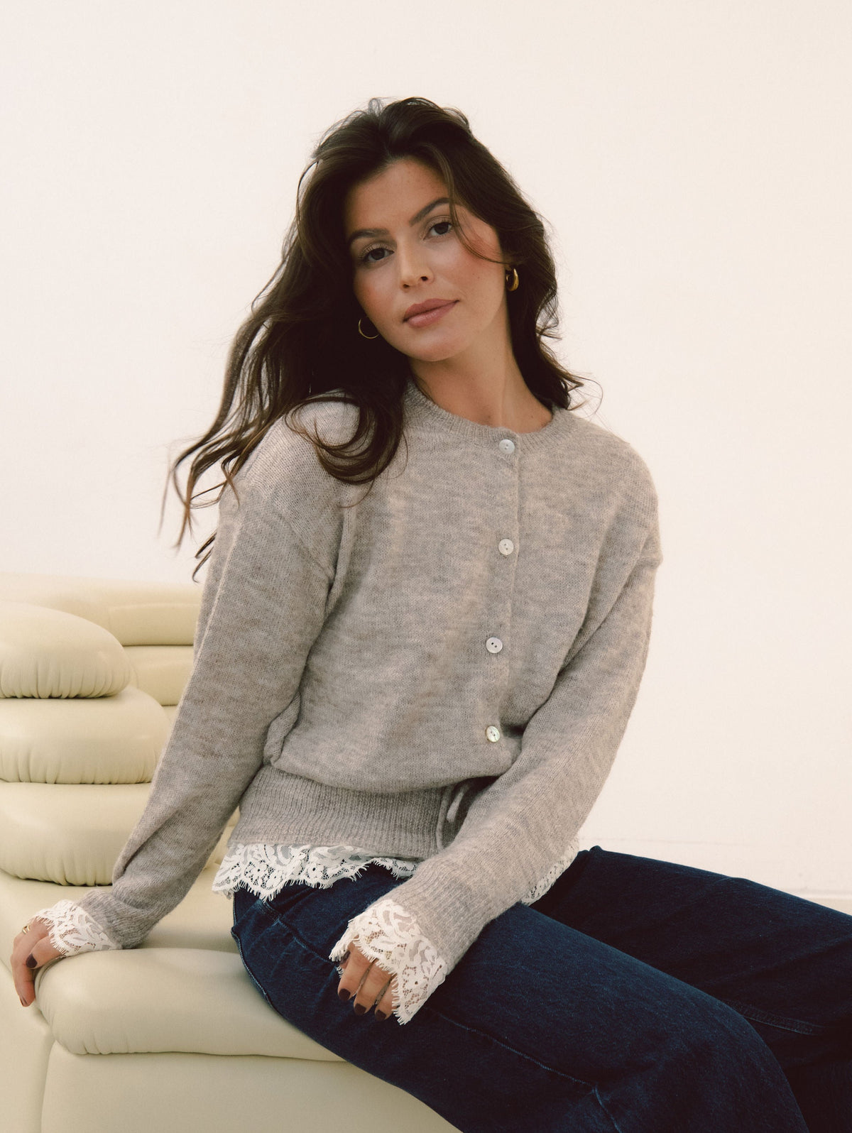 Cardigan Amélie – Taupe Lace 🤎
