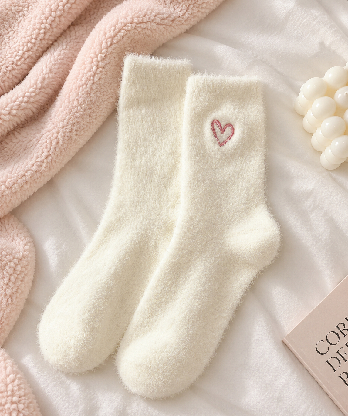 FLUFFY HEART SOCKS 🤍🩷